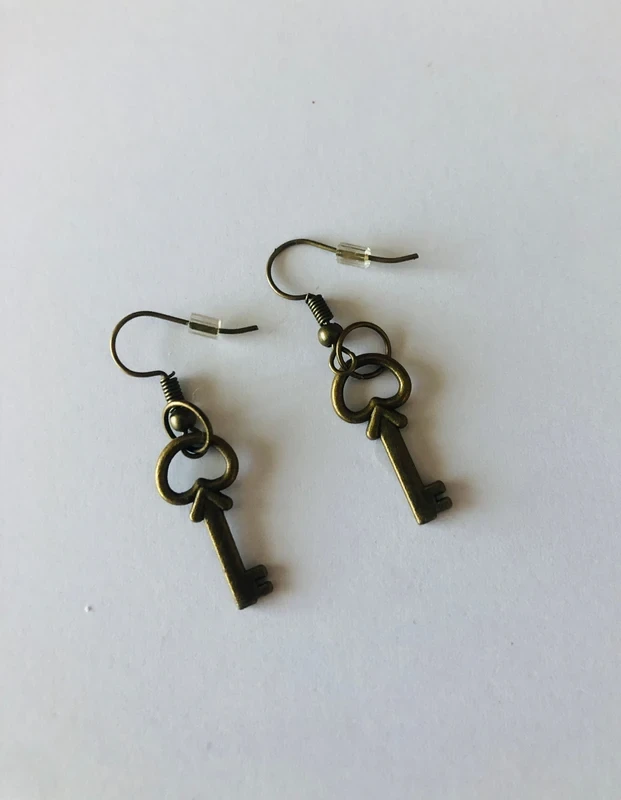 Brincos (Novos) Chave Antiga – Estilo Vintage e Cor Bronze – photo 3